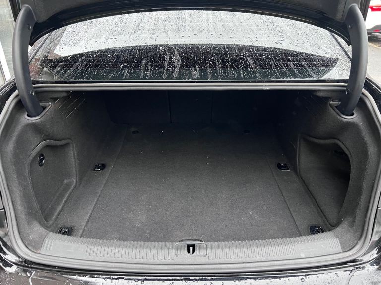 Audi, A4, Saloon, 2016, Manual, 1395 (cc), 4 doors