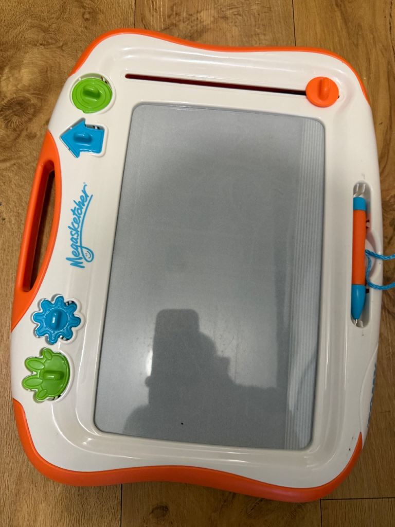 Children’s etch-scetch