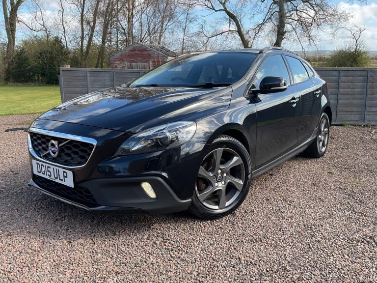 2015 Volvo V40 D2 Cross Country Lux Nav 5dr Powershift HATCHBACK Diesel Automatic