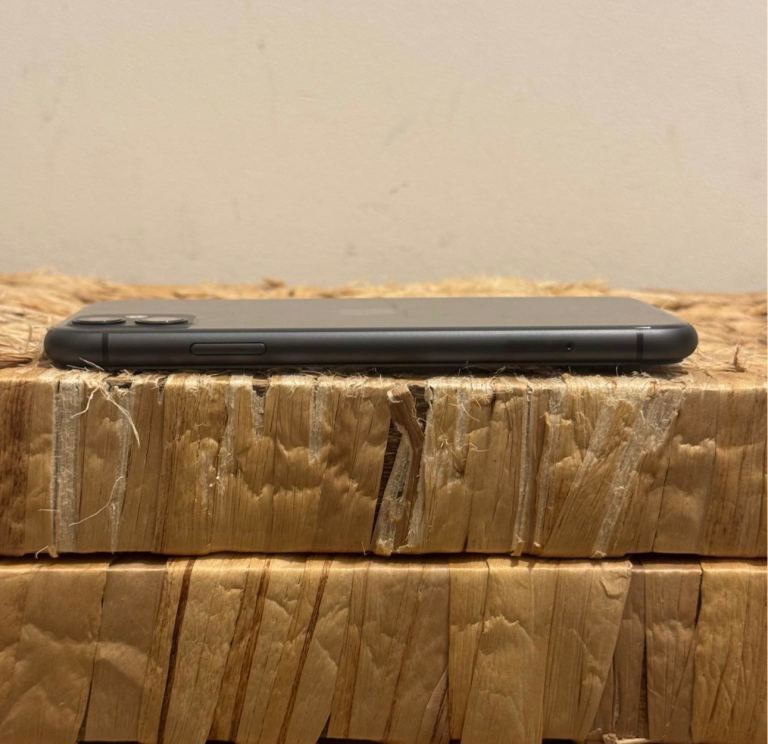 Apple iPhone 11 64GB Unlocked