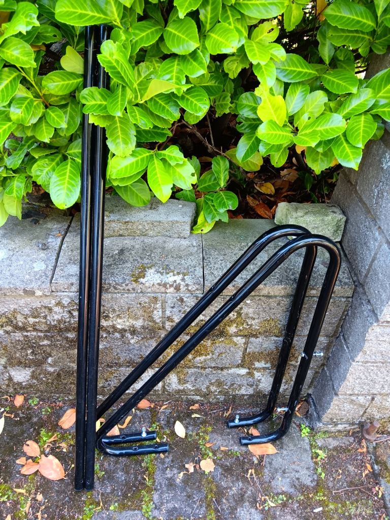 Car wheel storage rack