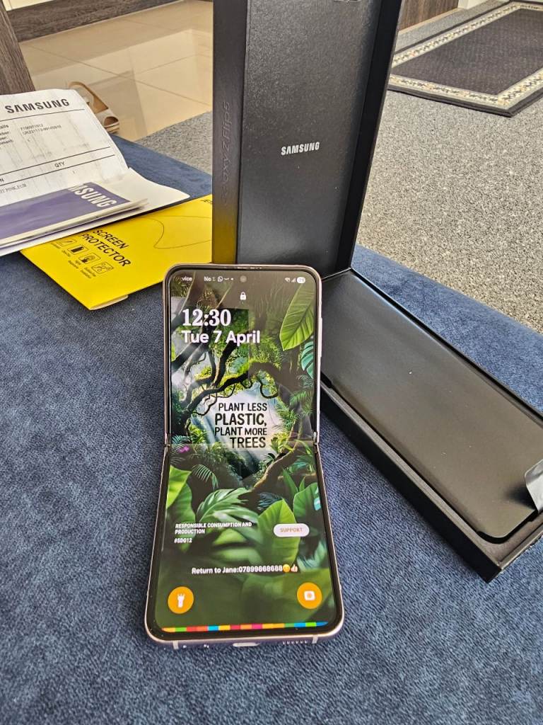 Samsung Ga­laxy Z Flip 5- 256GB 