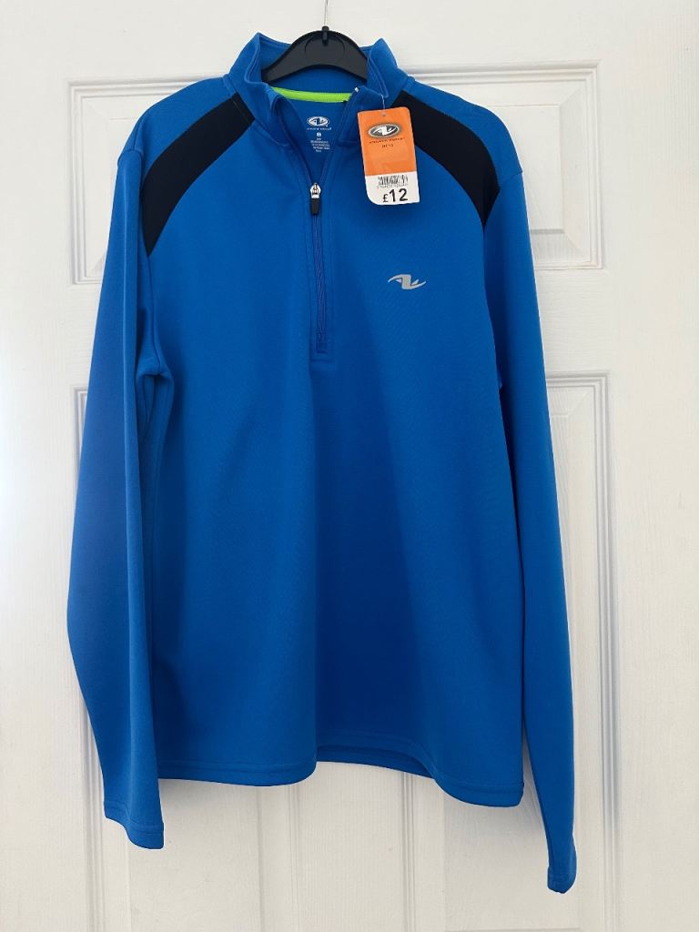 Men’s Athletic Sports Top Half Zip BNWT 