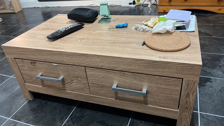 Coffee table - Free to collect 