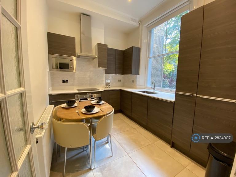 1 bedroom flat in Shirland Road, London, W9 (1 bed) (#2824907)