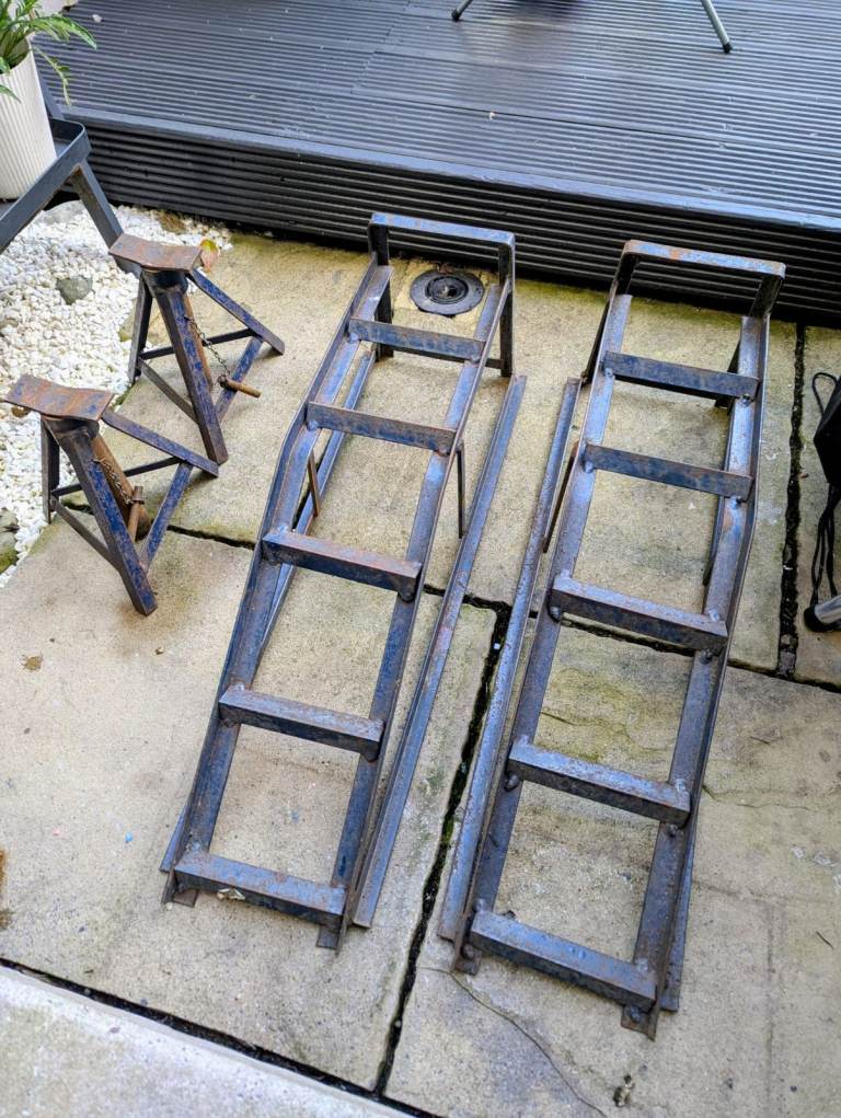 Heavy duty car ramps and axle stands