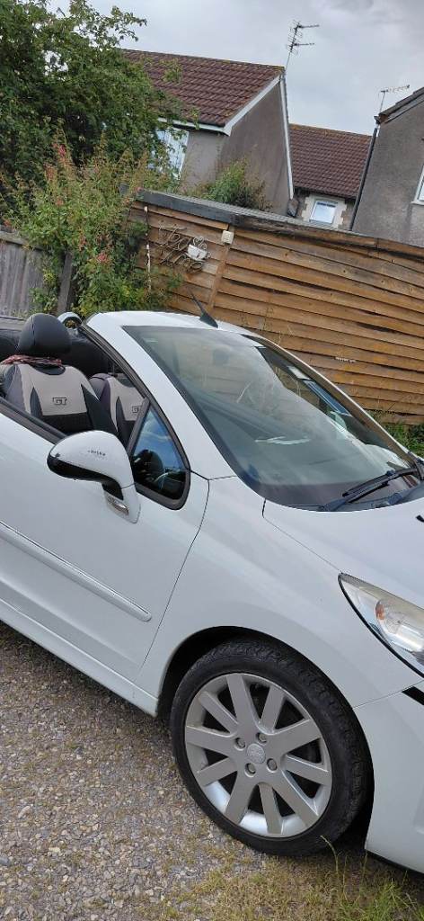 Peugeot, 207, Convertible, 2014, Manual, 1560 (cc), 2 doors