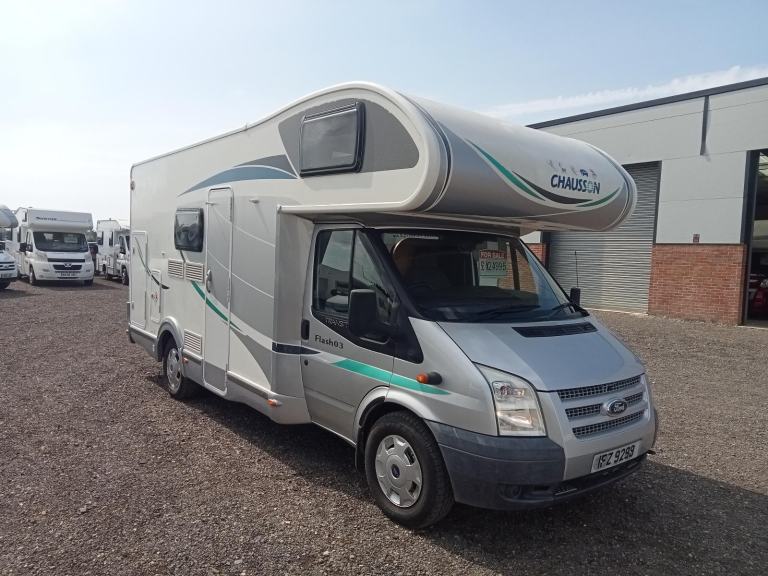 CHAUSSON FLASH 03 6 BERTH 12 PLATE 