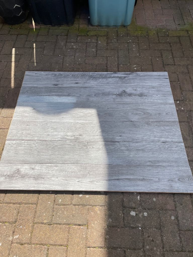 Grey gloss laminate flooring new 12sqm 