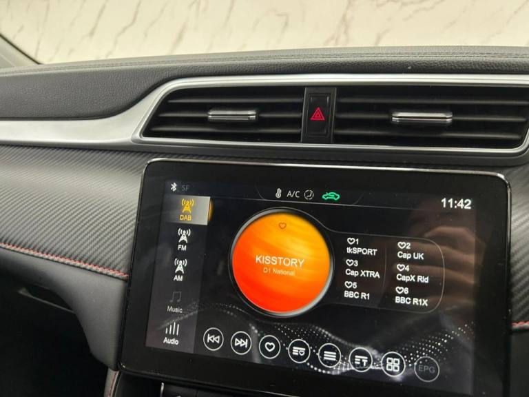 2022 MG MG ZS 1.5 VTi-TECH Excite SUV 5dr Petrol Manual Euro 6 (s/s) (106 ps) 1 OWNER HATCHBACK P...