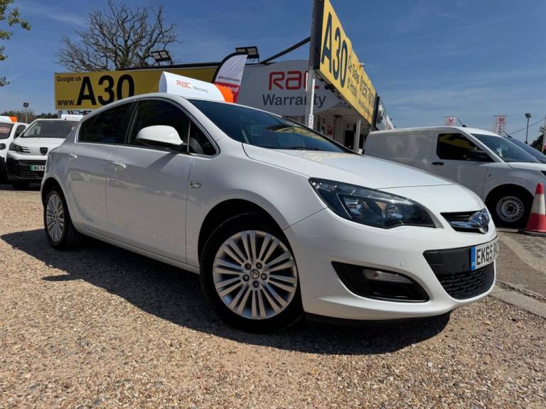 2015 Vauxhall Astra 1.6i Excite Euro 6 5dr Hatchback Petrol Manual