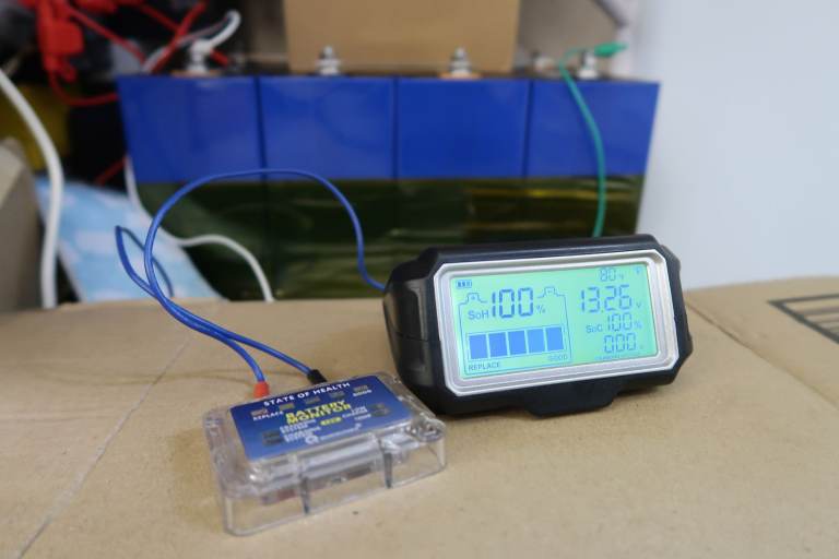 Bluetooth Car Battery Monitor