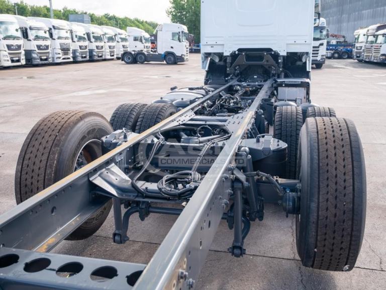 2025 DAF XG 530 6X2 26T CHASSIS CAB