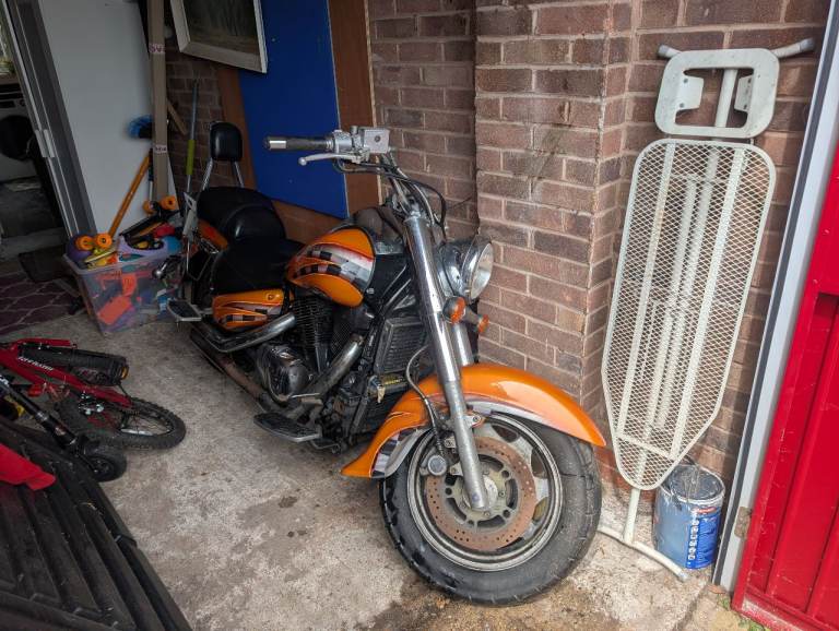 2001 Suzuki Intruder 1500LC