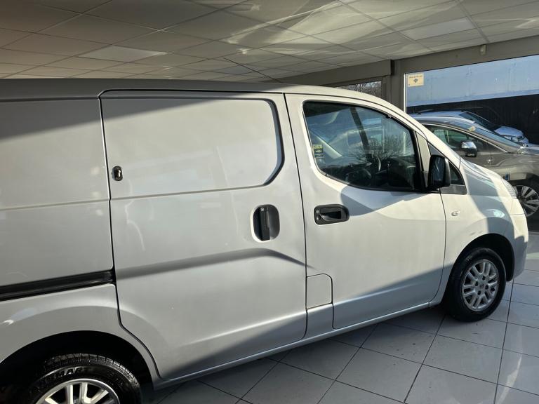 2018 Nissan NV200 1.5 dCi Tekna Van - NO VAT  CAR DERIVED VAN Diesel Manual
