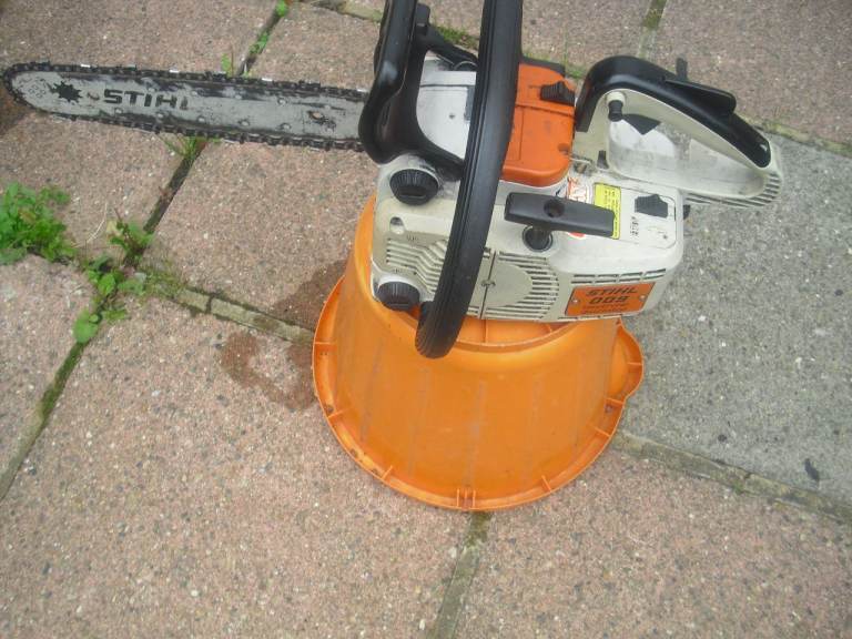 Stihl Chainsaw – Good Working Order model 009
