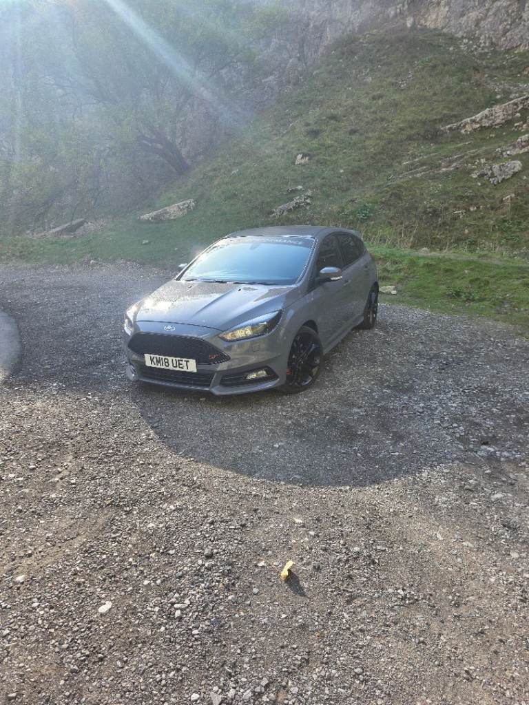 FORD FOCUS ST-3 2 LITRE TURBO
