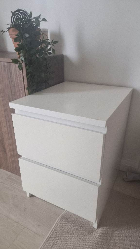 White nightstand with drawers