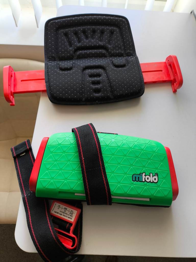 2x Mifold Car Seats
