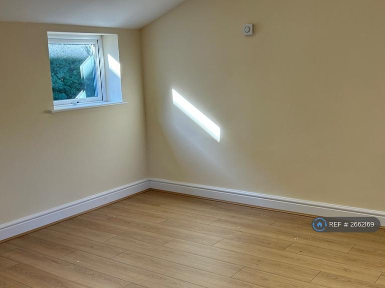 2 bedroom house in Parkfield Road, Liverpool, L17 (2 bed) (#2662169)