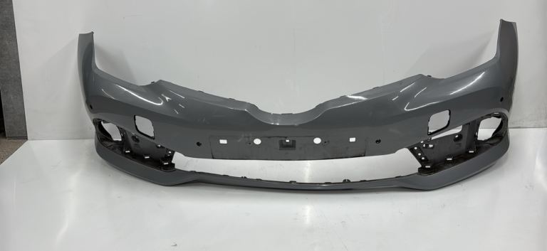 TOYOTA AURIS 2015 - 2019 FRONT BUMPER