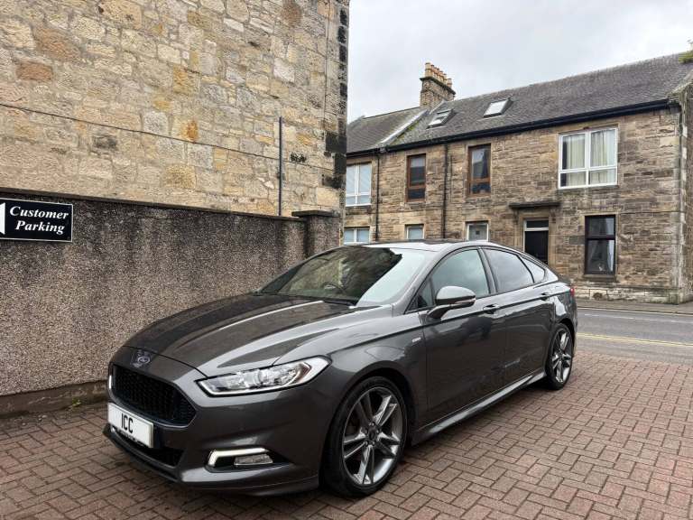 68 FORD MONDEO ST-LINE TURBO 5DR MAGNETIC MET ST BODYKIT SATNAV HEATED LTHR A/C