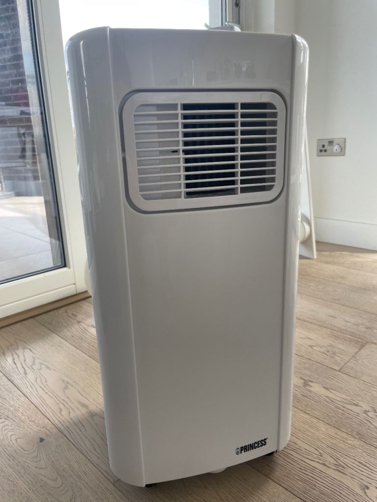 Portable air conditioner (retails for £300)