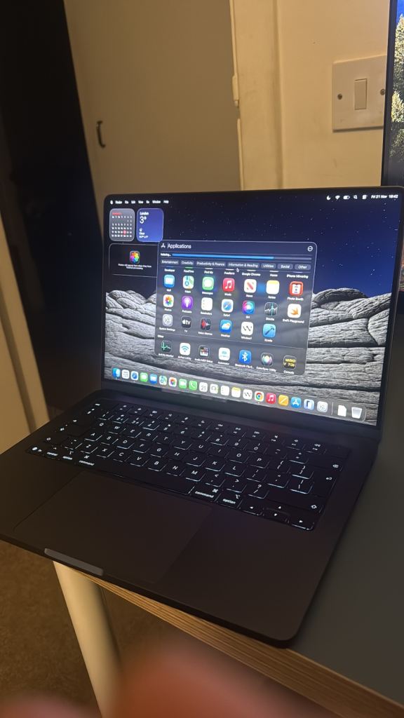 Apple MacBook Pro Laptop – Good Condition