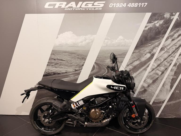Husqvarna VITPILEN 401 NEW STREET BIKE AT CRAIGS MOTORCYCLES