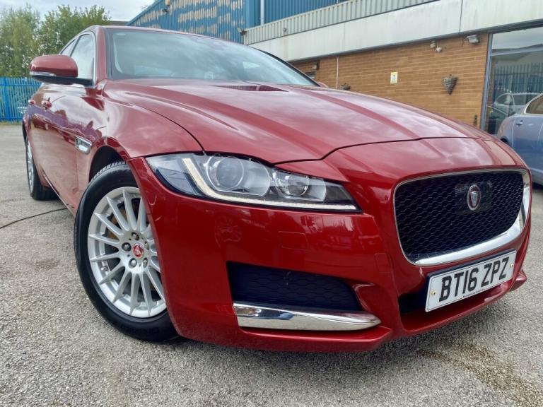 2016 Jaguar XF 2.0d Prestige 4dr Auto SALOON DIESEL Automatic
