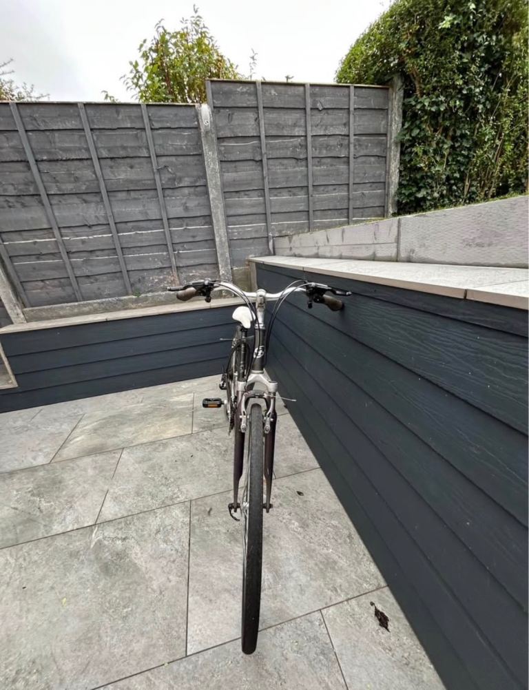 Claud Butler 21 Speed 28” Hybrid - Tuned & Ready - M Frame