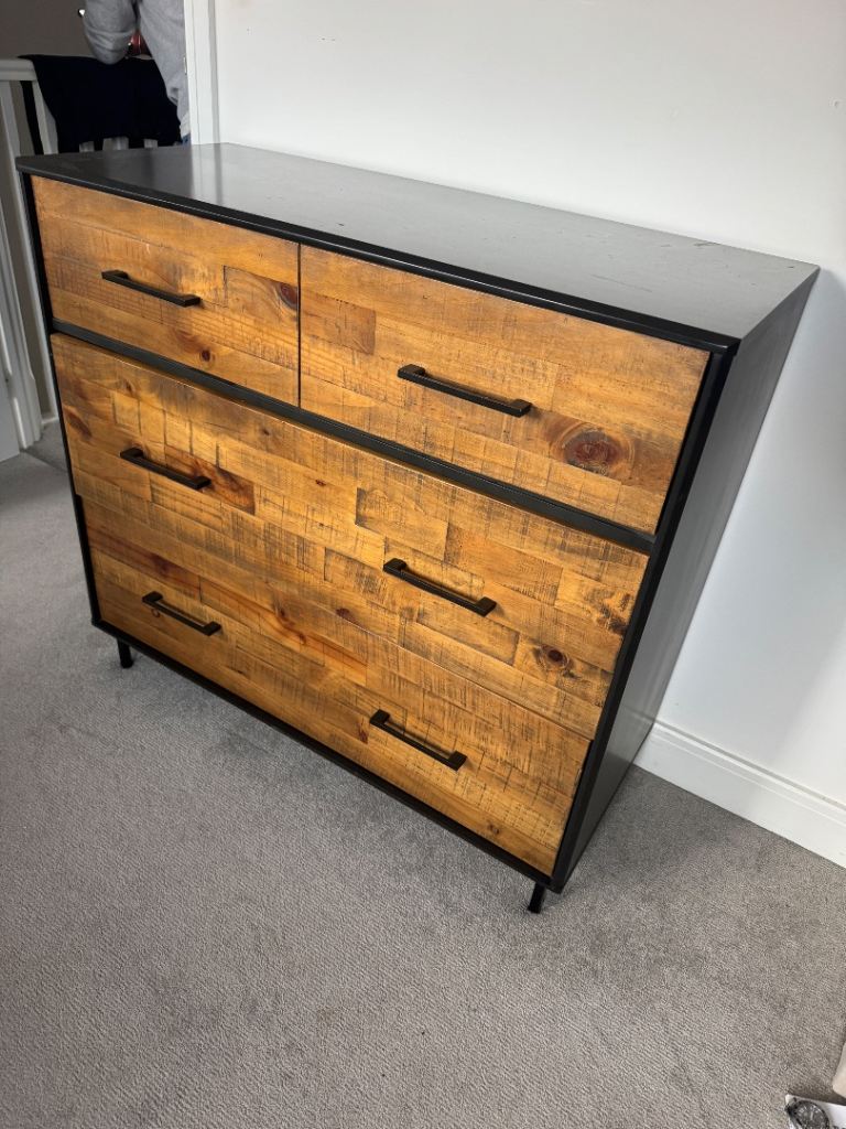 NEXT - Jefferson Chest of Drawers 