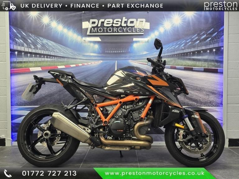 KTM 1390 SUPERDUKE R EVO