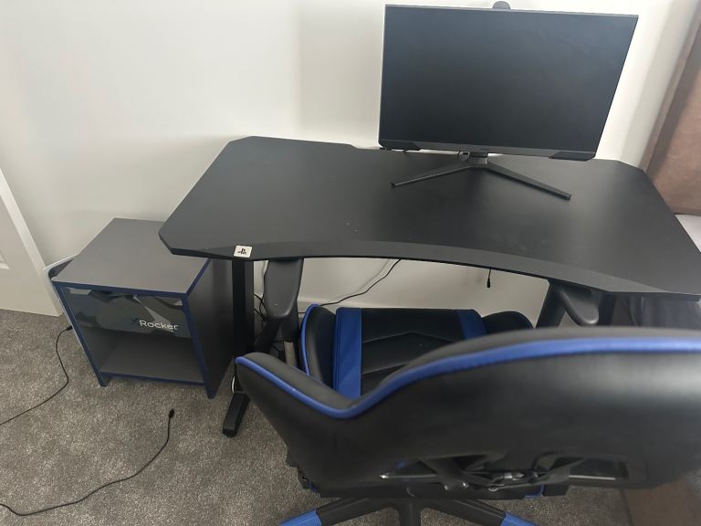 Rocker gaming table and chair an small cupord