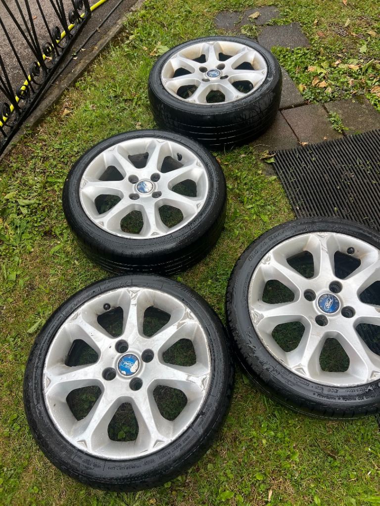 fiesta 3 Alloy wheels 