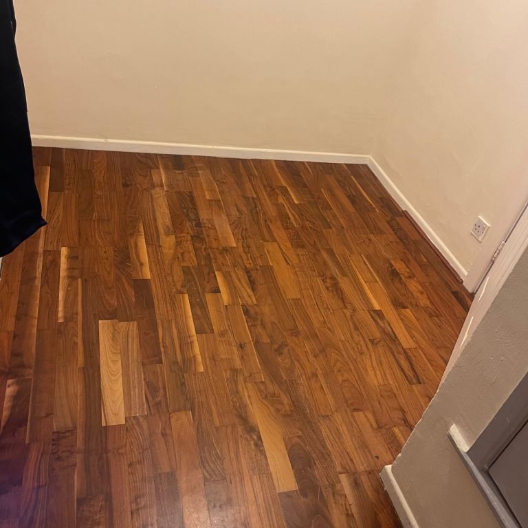 Room available now