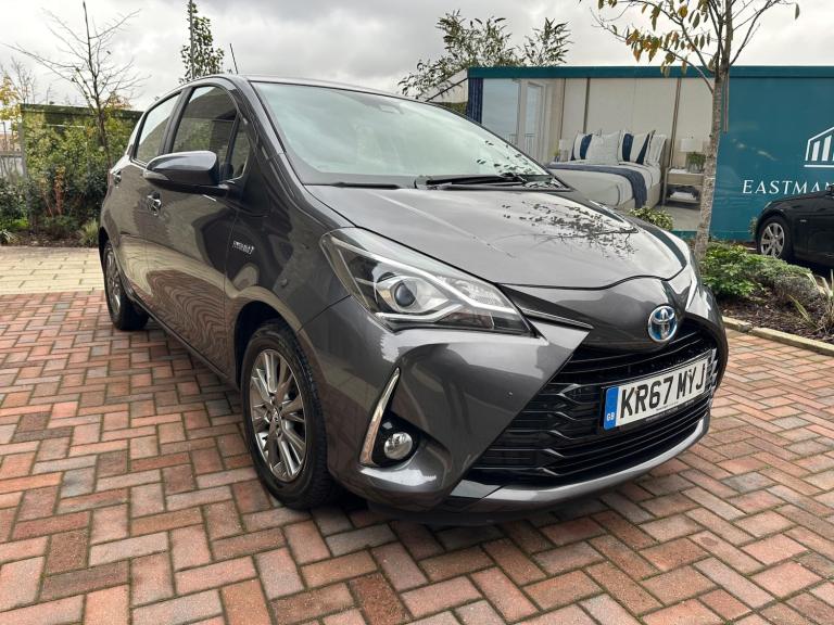 2017 Toyota Yaris 1.5 VVT-h Icon E-CVT Euro 6 (s/s) 5dr HATCHBACK Petrol/Electric Hybrid Automatic