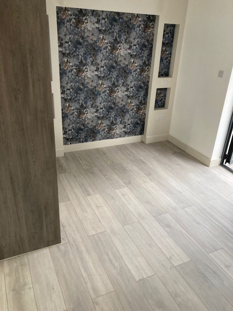 Stunning New Development of 8 flats in Croydon. 5 mins walk to Train Station 