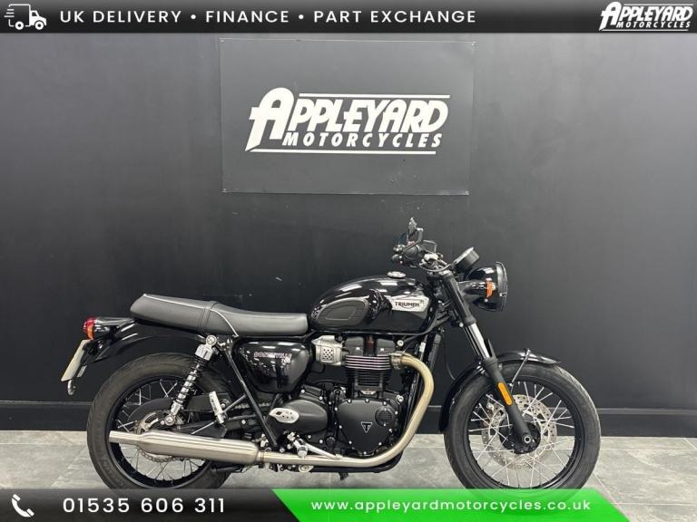 TRIUMPH BONNEVILLE T100