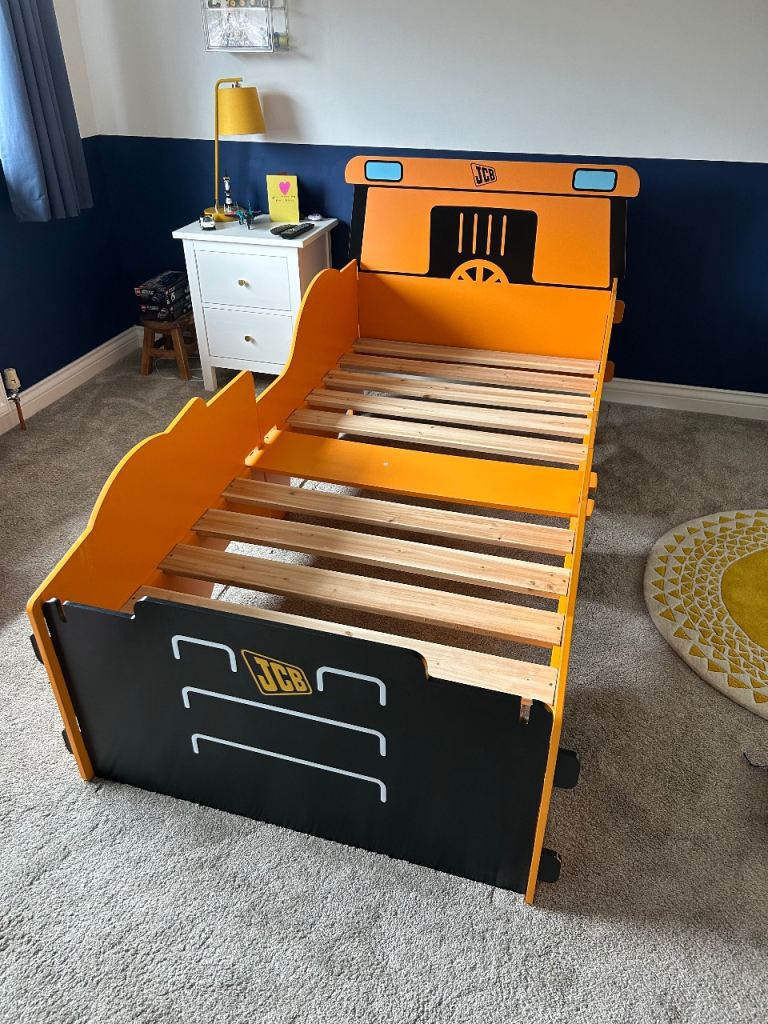 JCB digger bed