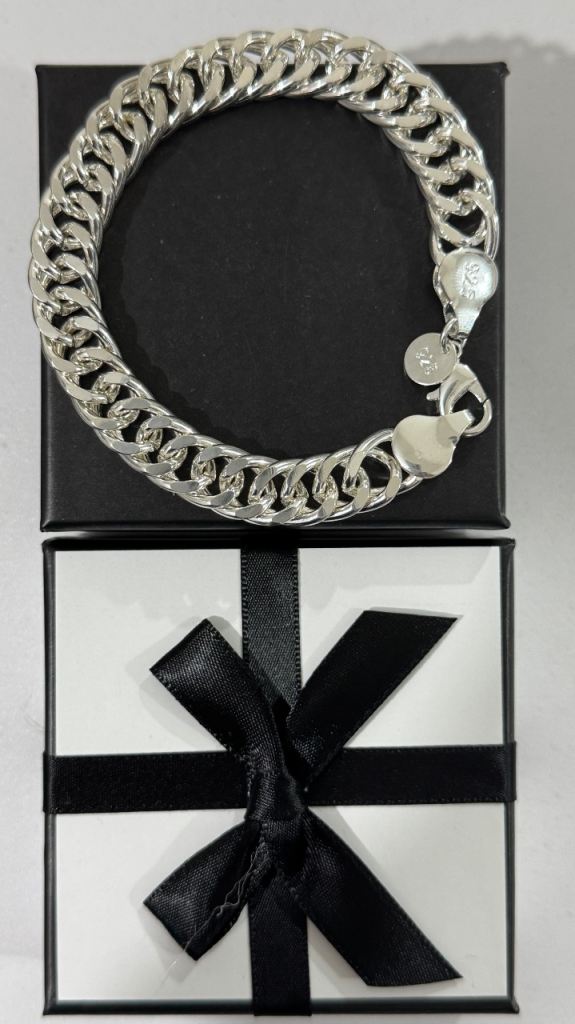 Silver chain bracelet - unwanted gift