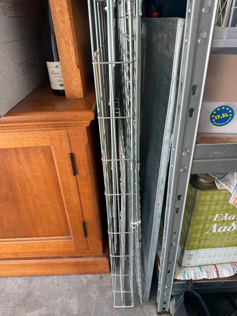 Dog crate with cover and crate bumper