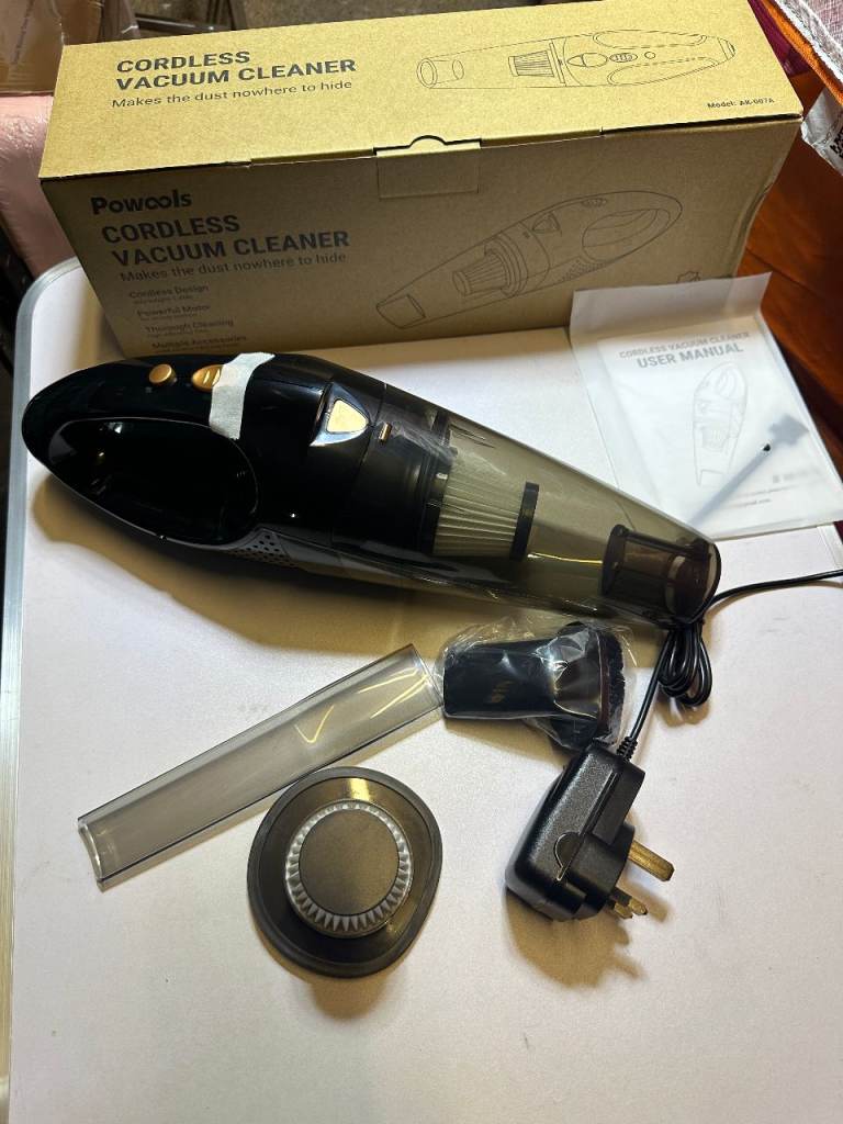 Cordless Car Handheld Vacuum Cleaner - Brand New