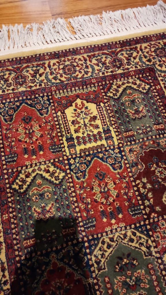 2 pieces handmade carpet, store price £700, selling both £260, pet free home, less than 6 months old