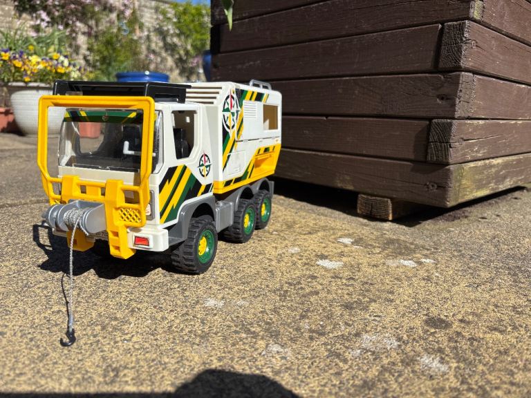 Wild life truck- playmobil