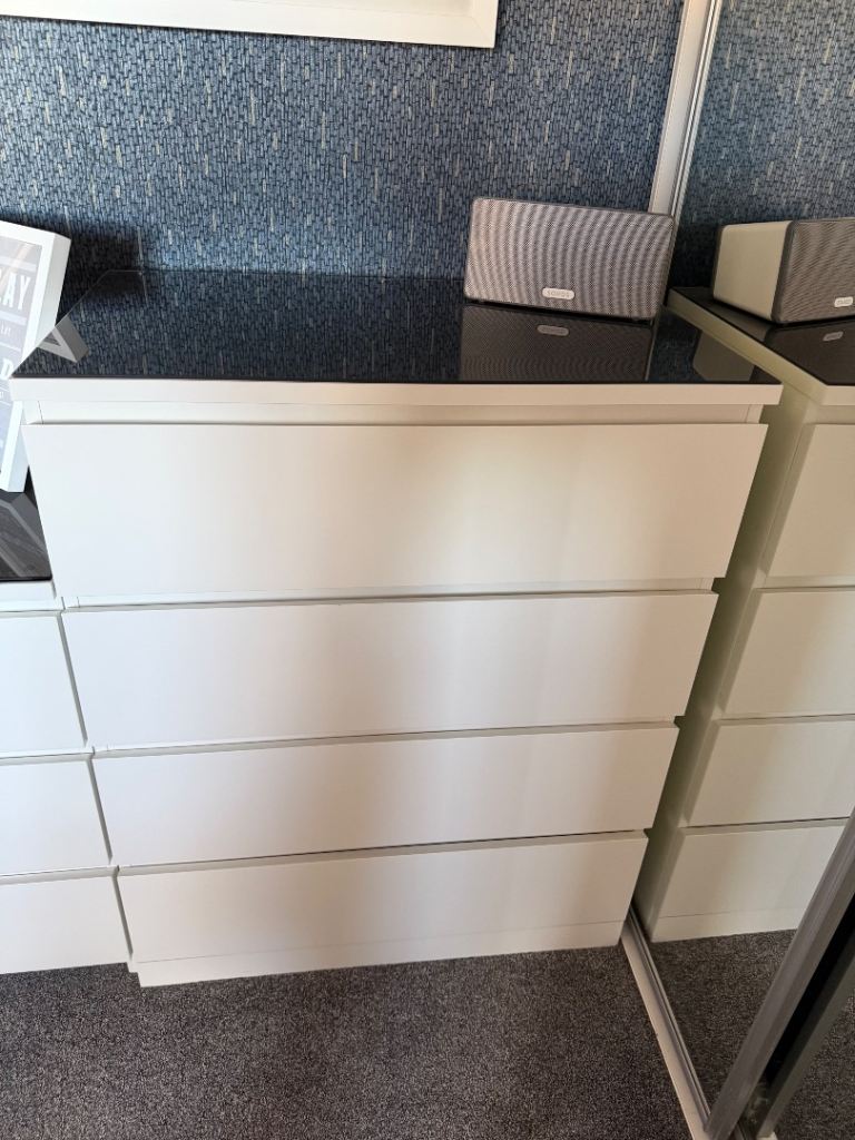 IKEA 4 Drawer malm - white