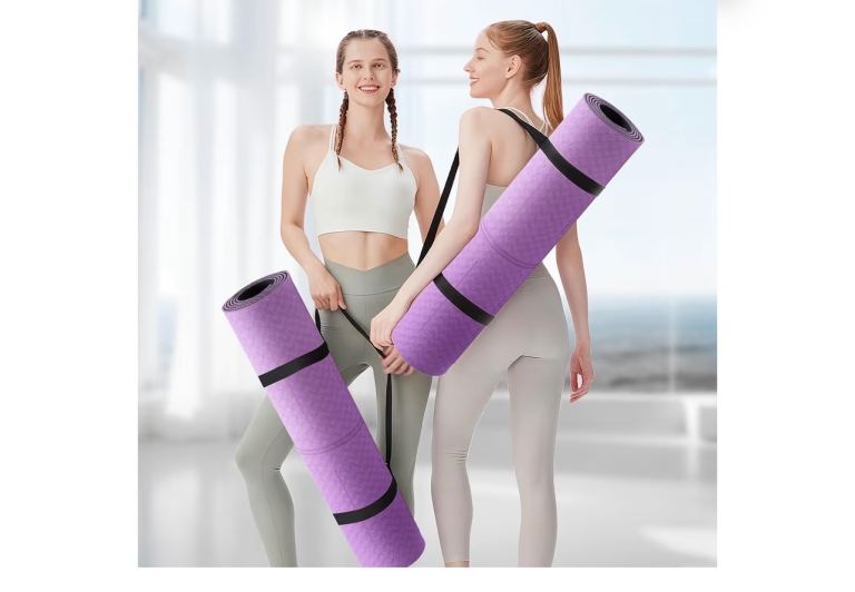 Yoga mat ( brand new)