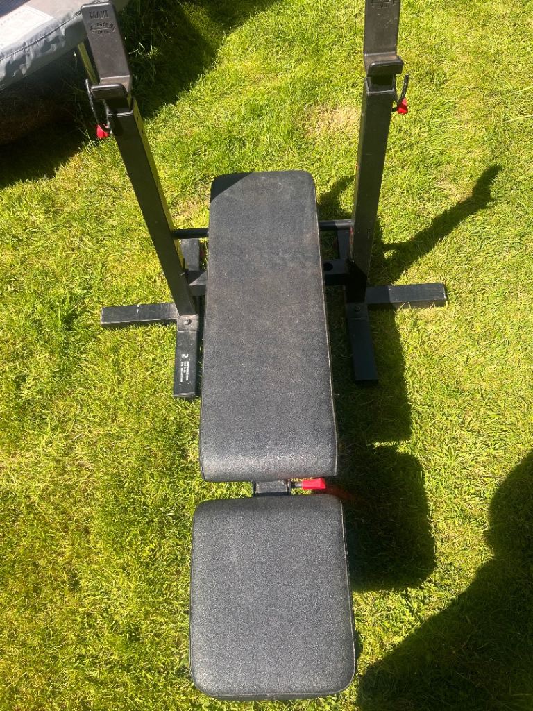 Black Weight Bench with Barbell Racks – Good Condition