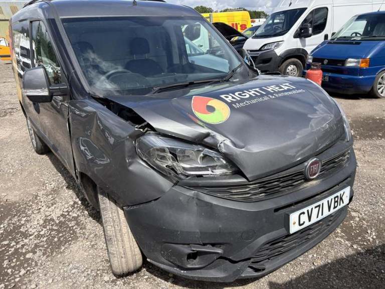 Fiat Doblo Cargo Doblo 16V Technico MultiJet II (grey) 2021
