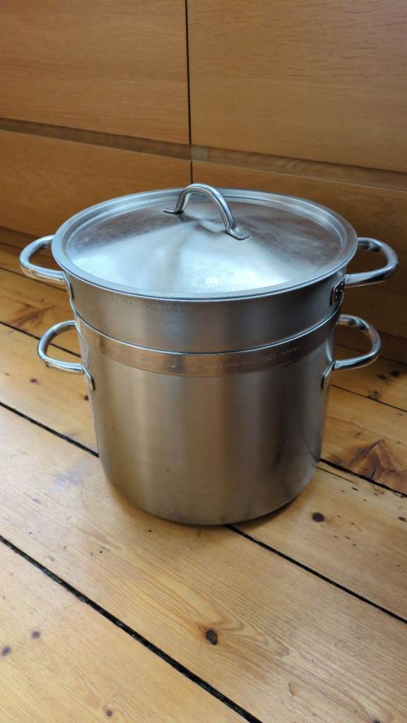 Large Heavy Duty Stainless Steel Stock Pot with insert and lid
